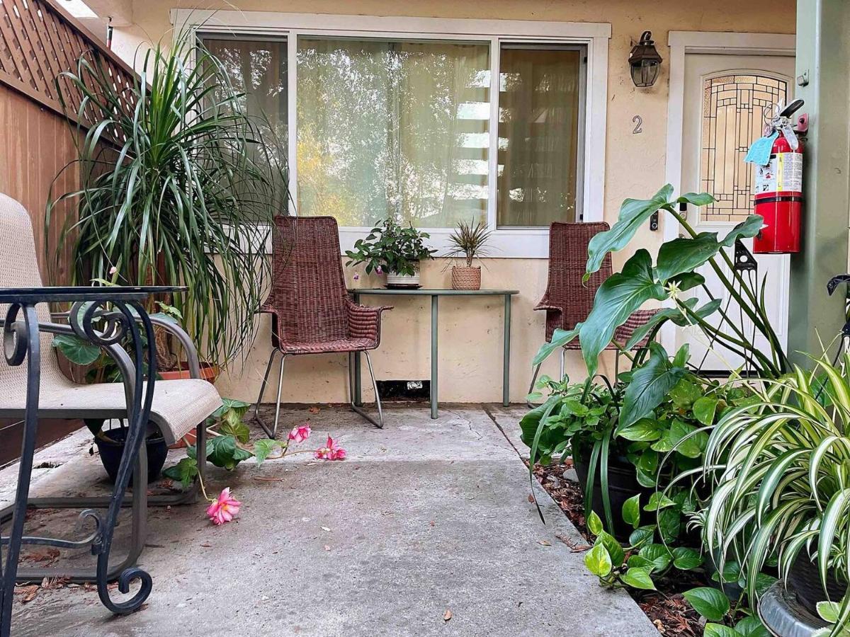 Redwood Place In Heart Of Silicon Valley Sunnyvale Exterior photo